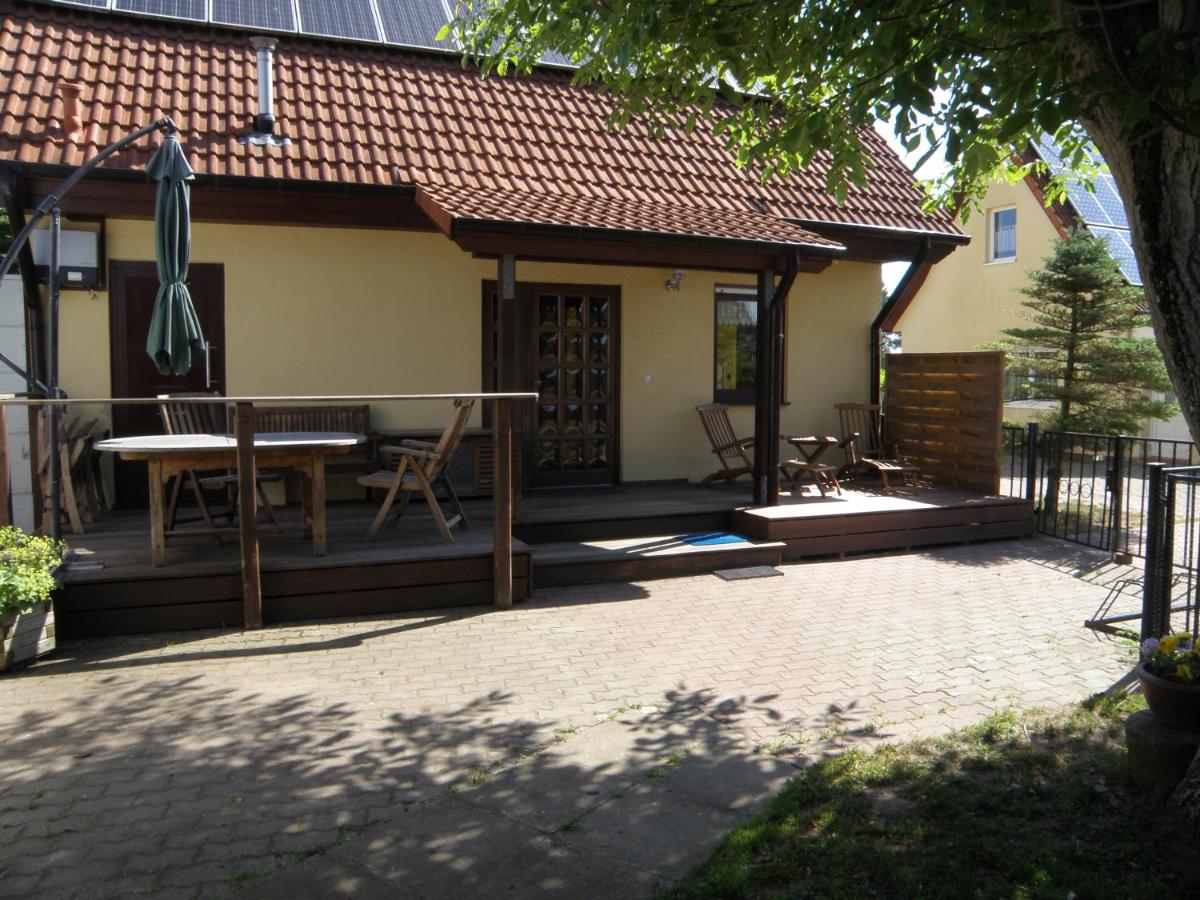 B&B Freest - Haus Peeneblick - Bed and Breakfast Freest