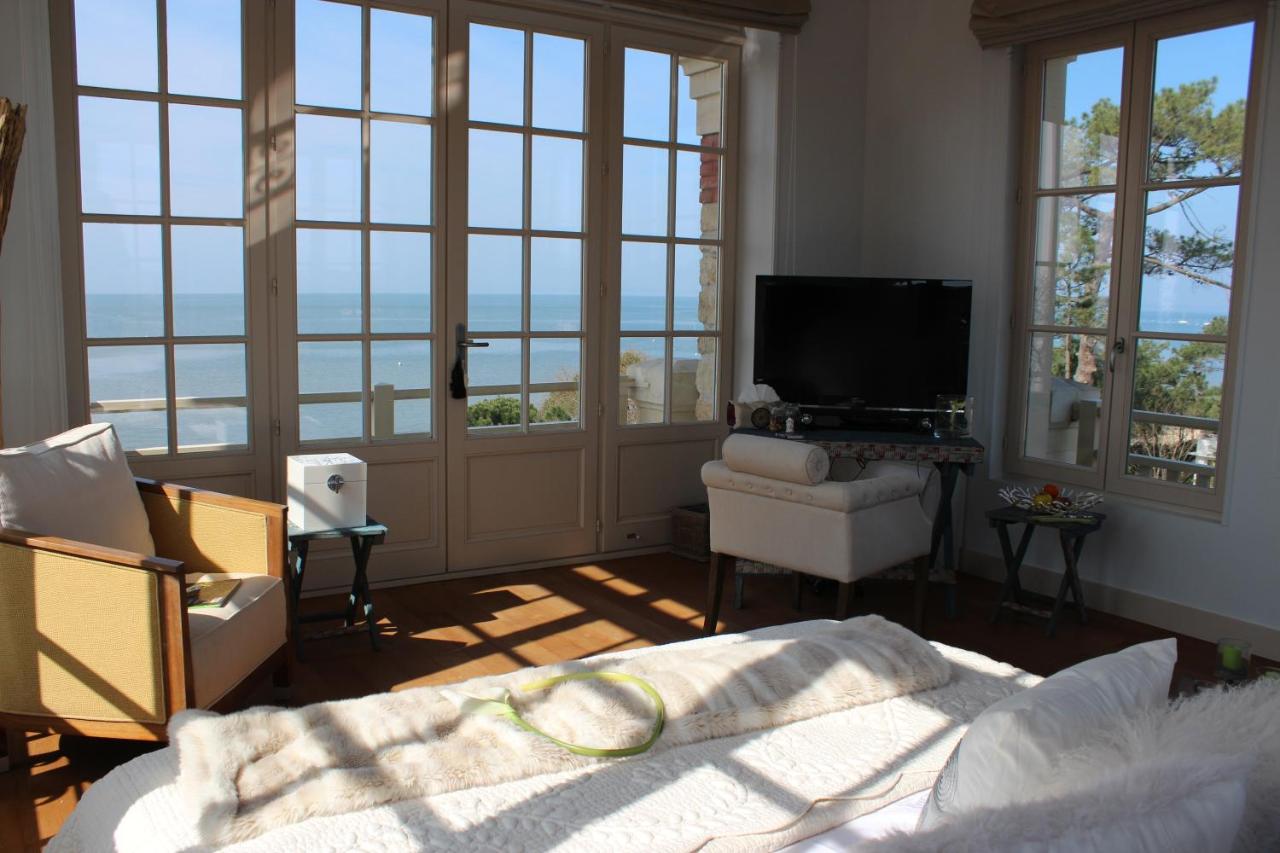 Suite with Sea View