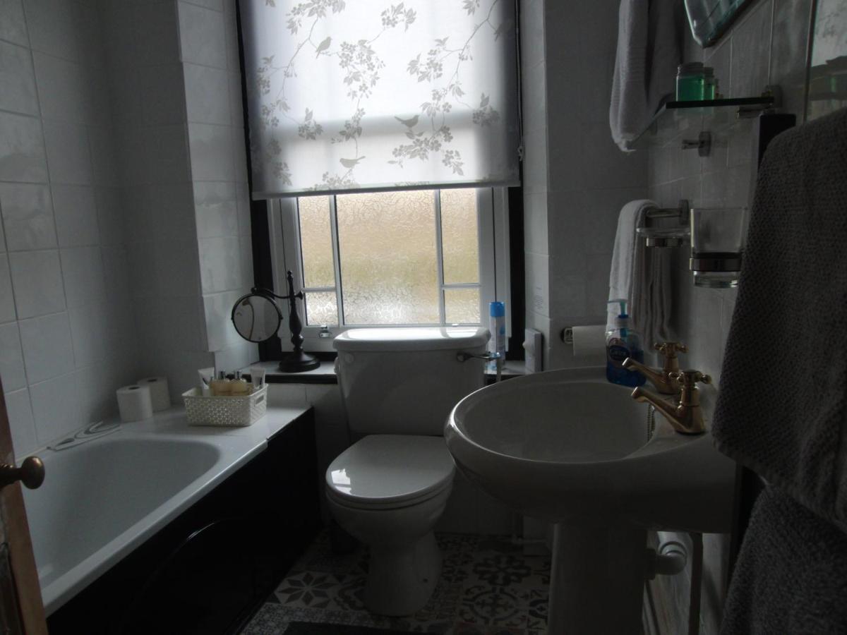 Single Room with Private Bathroom