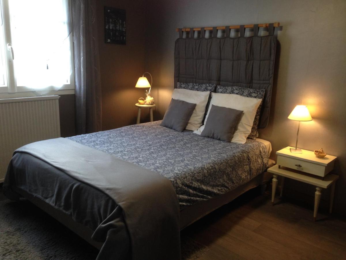 B&B Laval - Chambre d'Hôtes Hola - Bed and Breakfast Laval