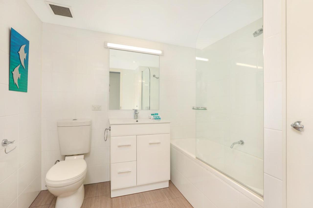 Two-Bedroom Superior Apartment with Ocean View