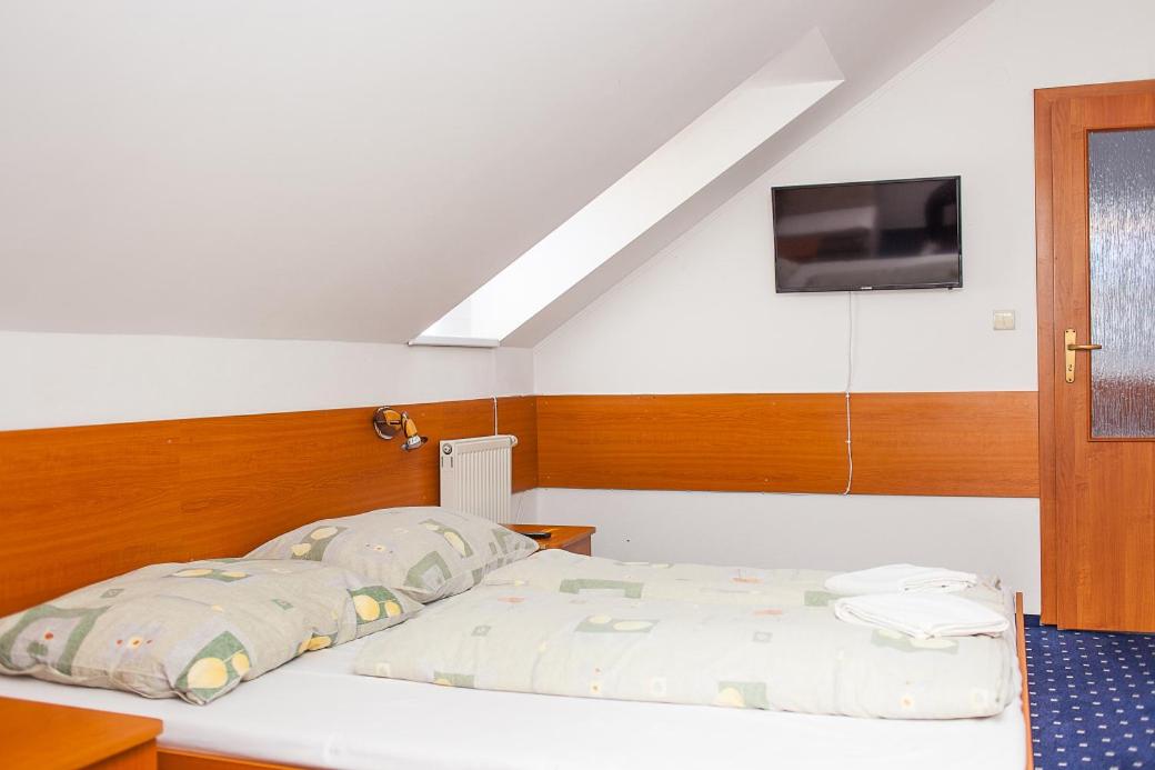 Double or Twin Room with Balcony