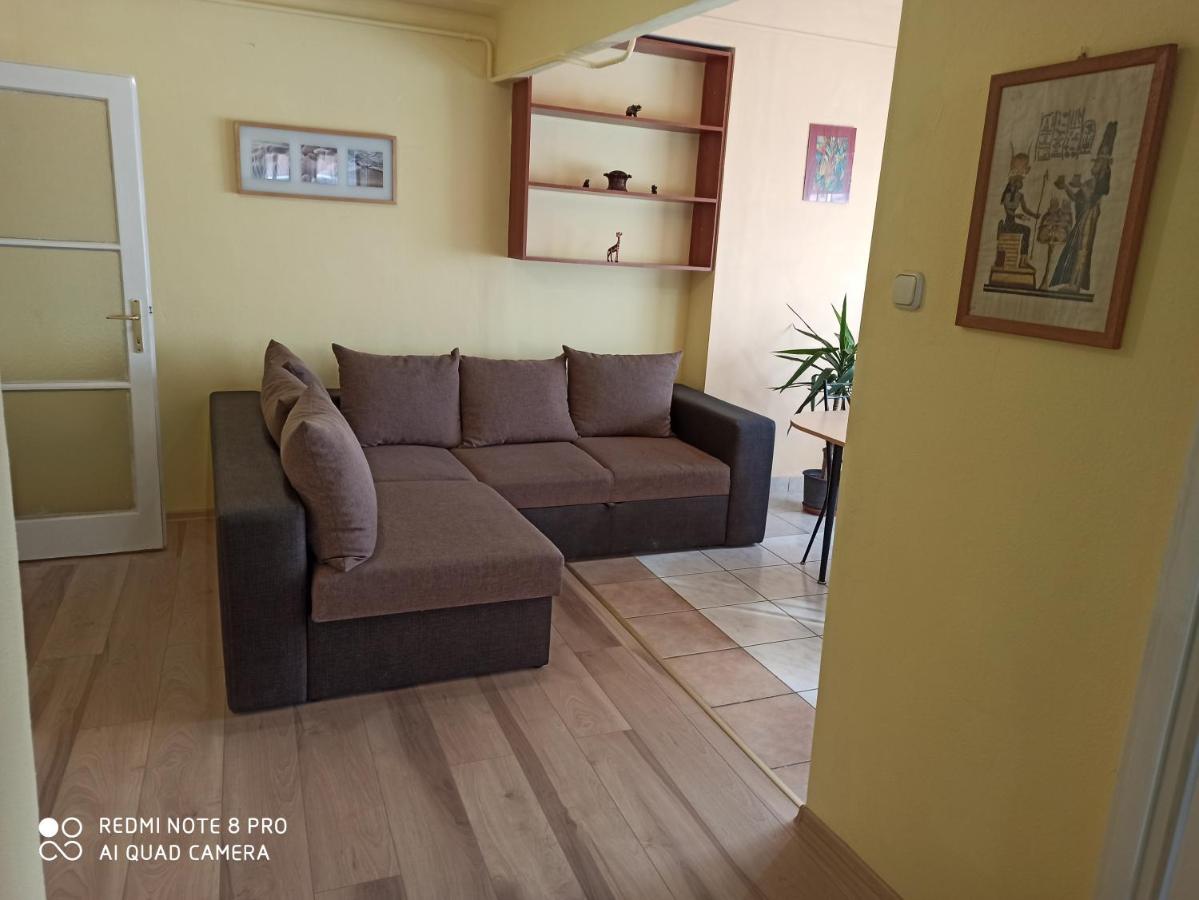 B&B Szolnok - Centrum 2 apartman - Bed and Breakfast Szolnok