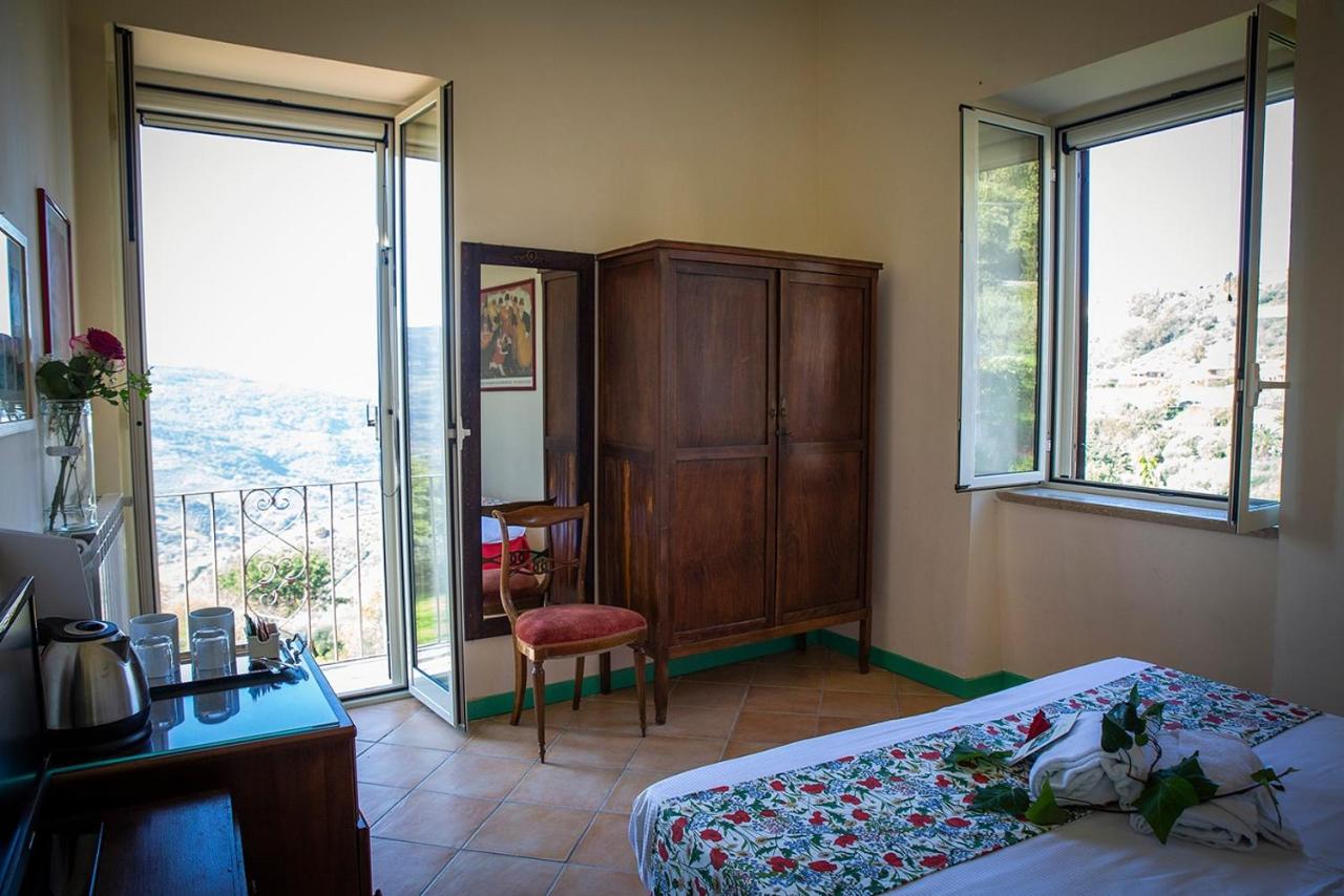 Double or Twin Room with Private Bathroom