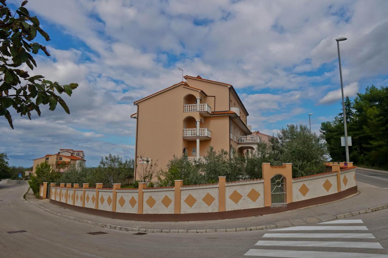 Villa Veli Vrh - B&B