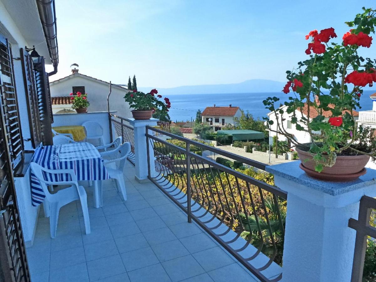 Apartment Milica - Bed and Breakfast Njivice