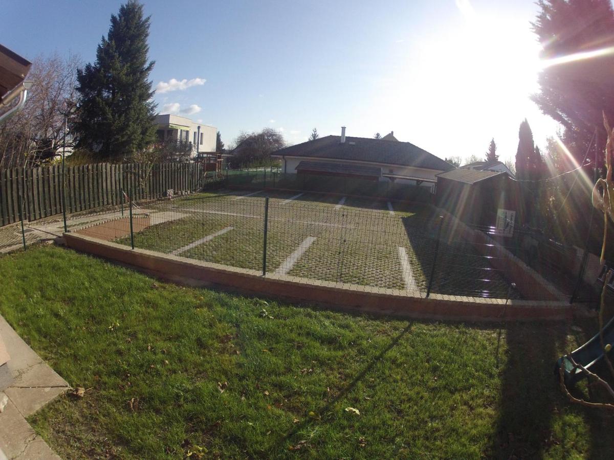 Olympos Panzió - B&B Budaörs