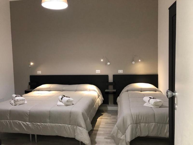 Camera Matrimoniale Deluxe con 1 Letto Supplementare