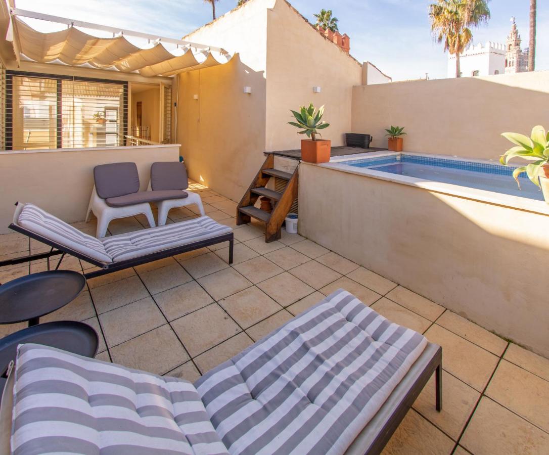 Alcazar Pool Villa by Valcambre - Ferienwohnung