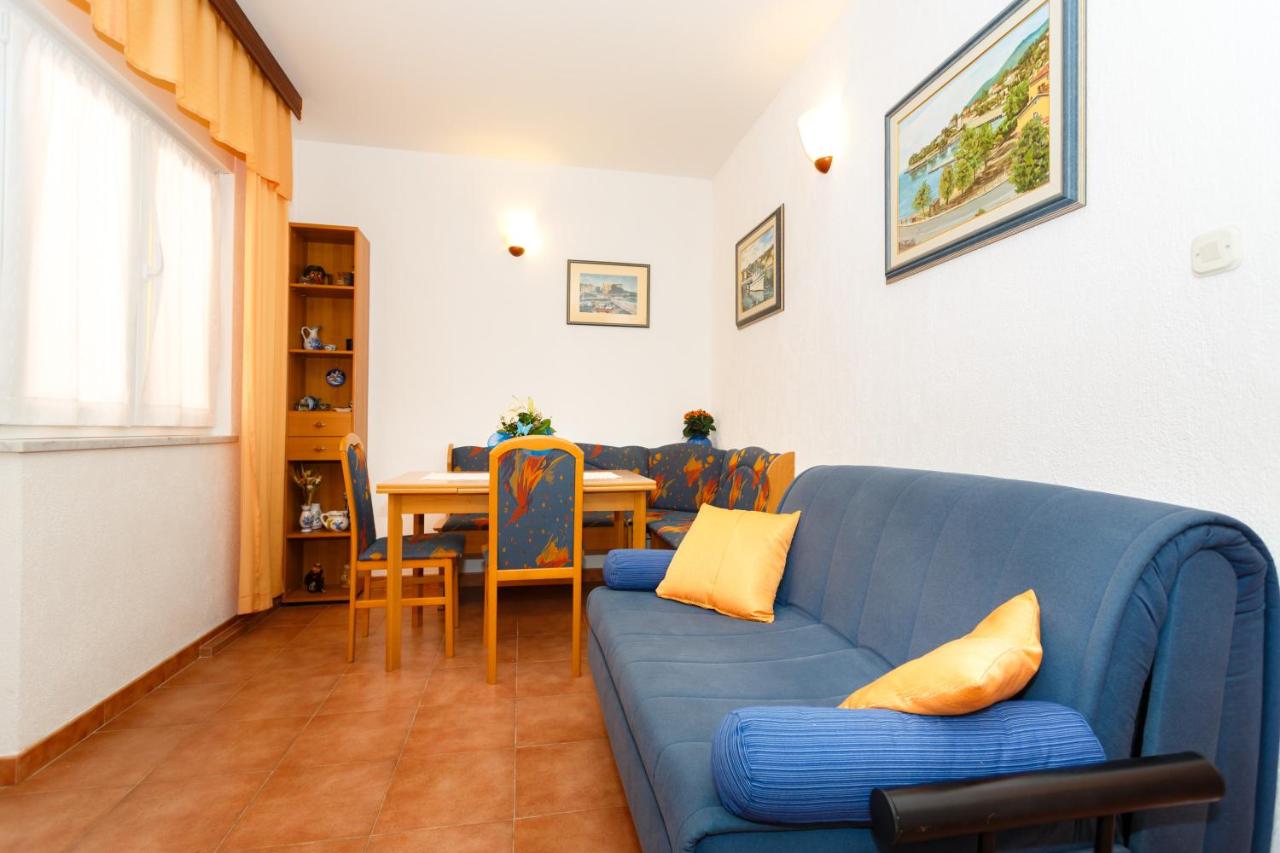 Appartamento con 2 Camere da Letto
