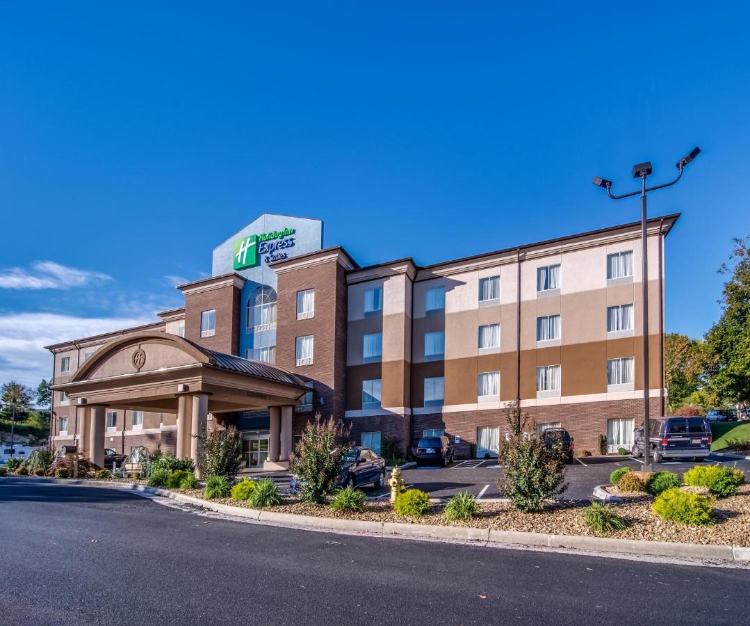 B&B Wytheville - Holiday Inn Express & Suites Wytheville, an IHG Hotel - Bed and Breakfast Wytheville