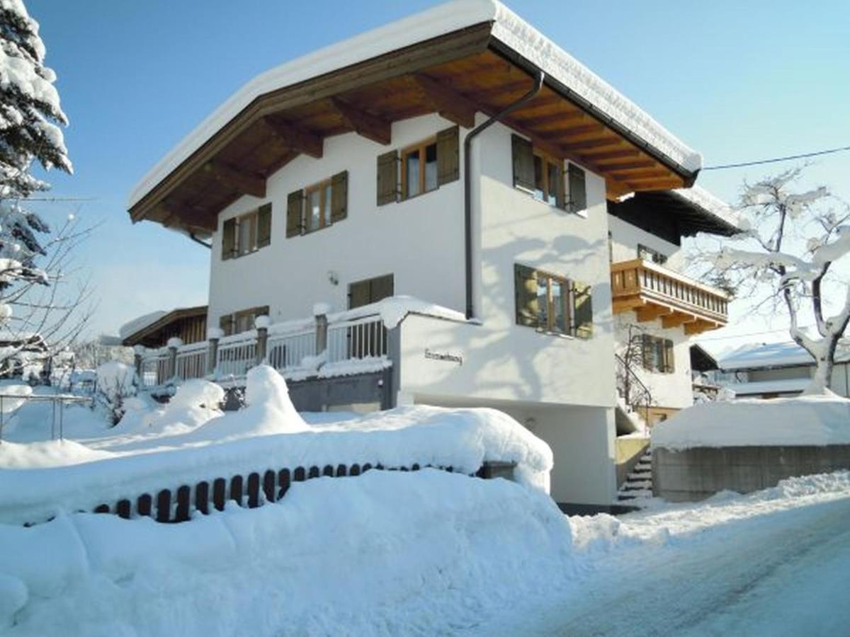 One-Bedroom Apartment with Terrace
