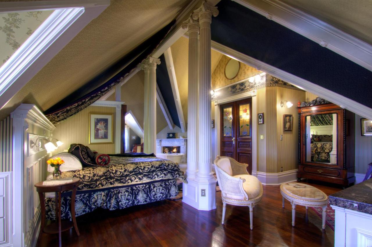 King Suite
