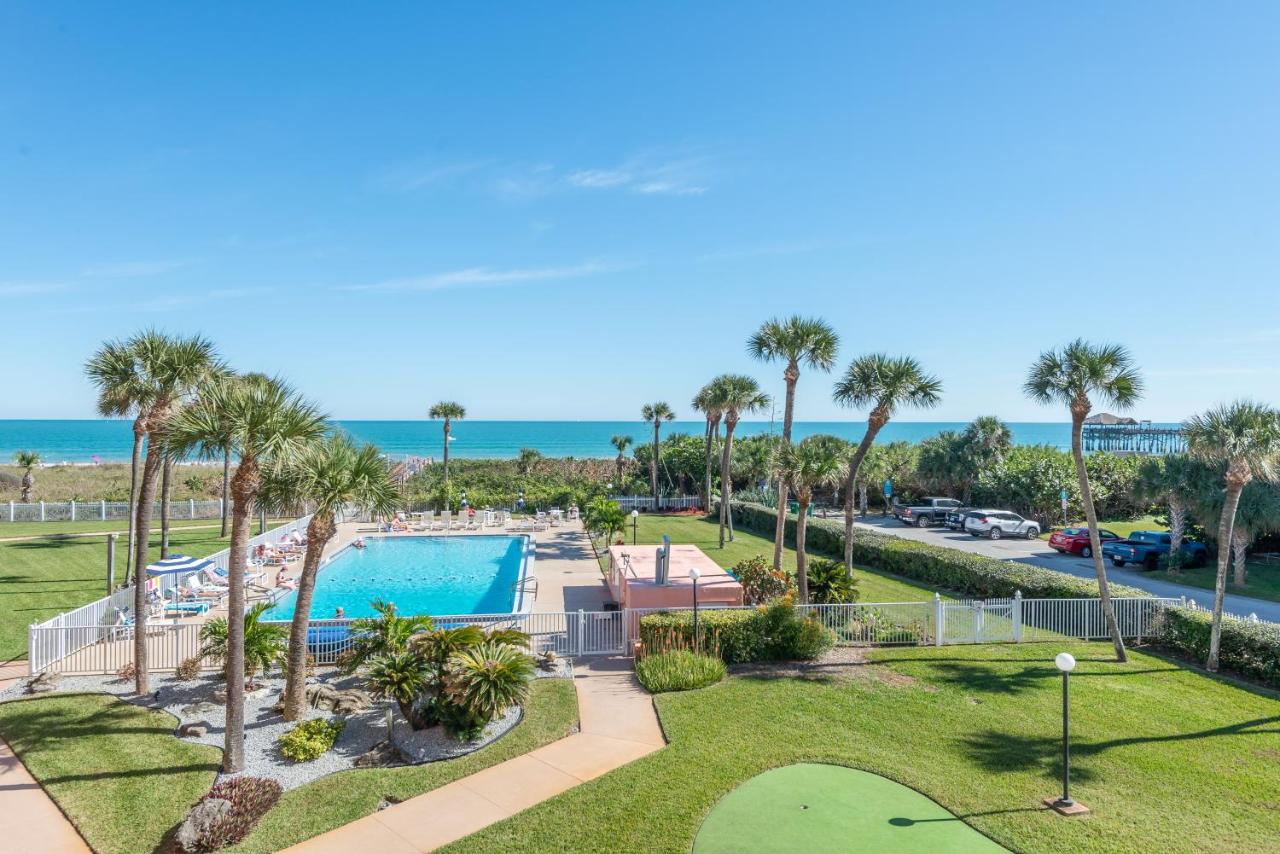Two-Bedroom Apartment - Oceanfront - Unit 36