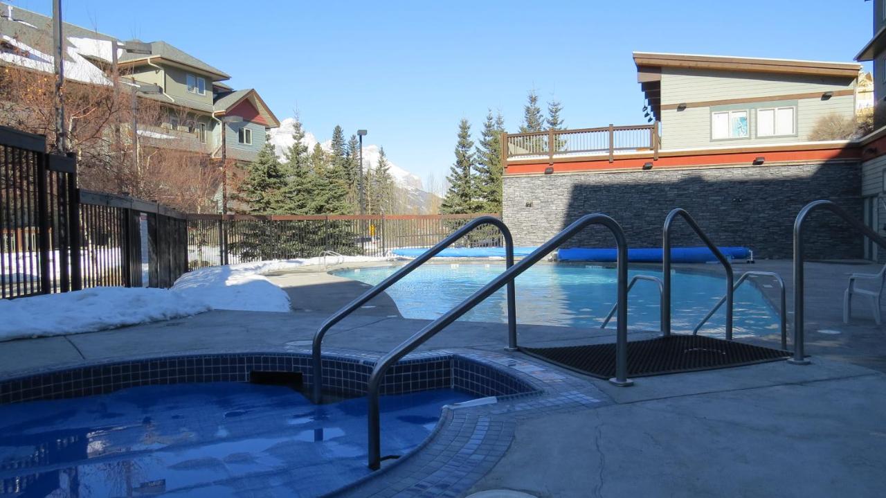 Apartment with View and Balcony