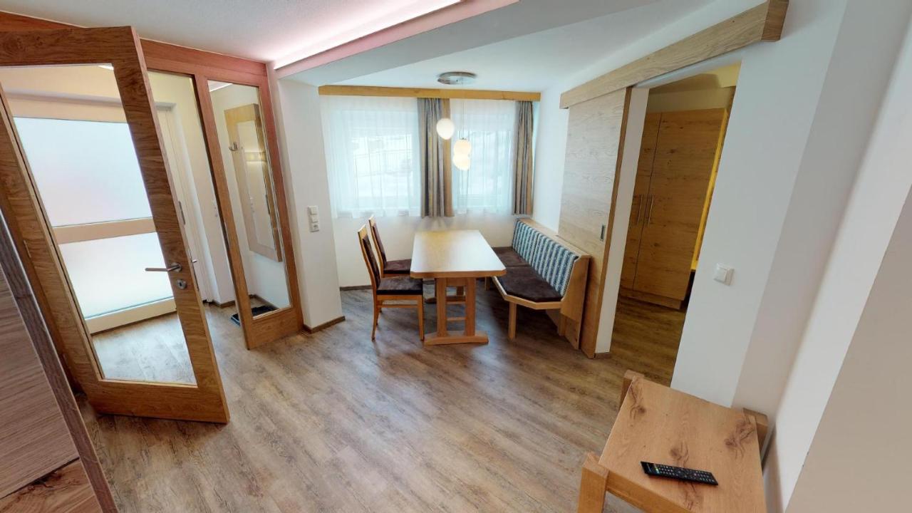 One-Bedroom Apartment with Infrared Cabin
