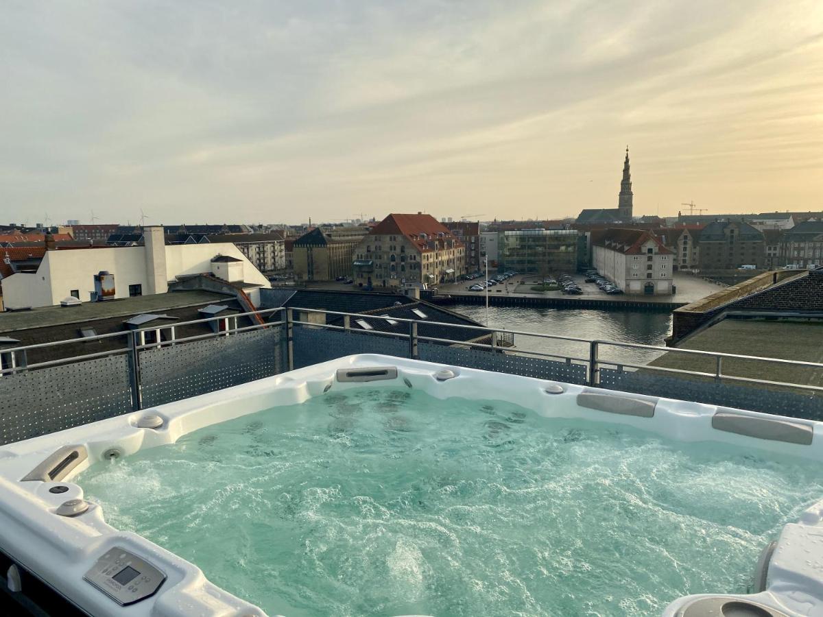 Dinesen Collection Luxury Condos - B&B