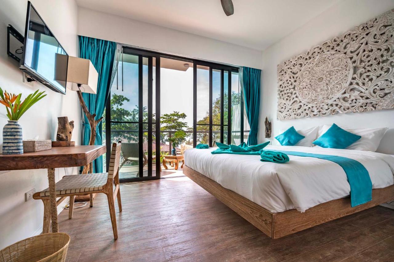 Doppelzimmer mit Balkon und Meerblick