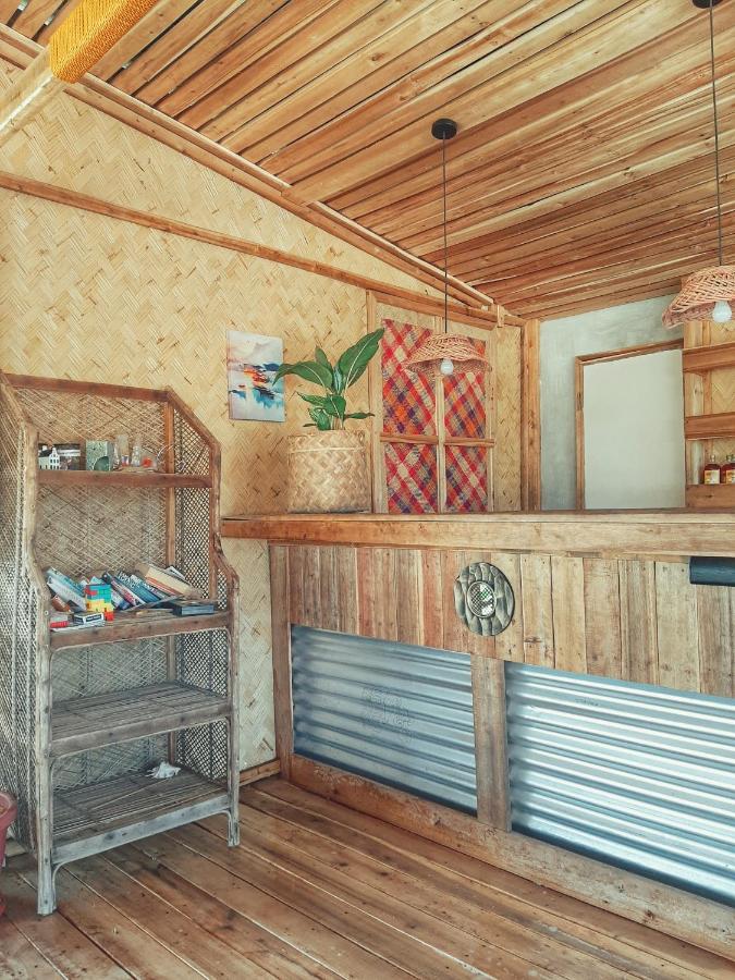 Cabaña con cama grande