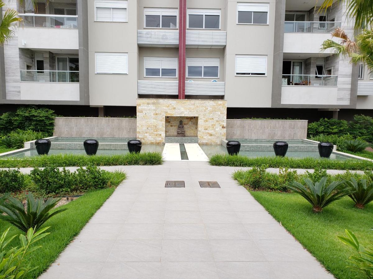 Apartamento em frente à praia do Campeche - B&B
