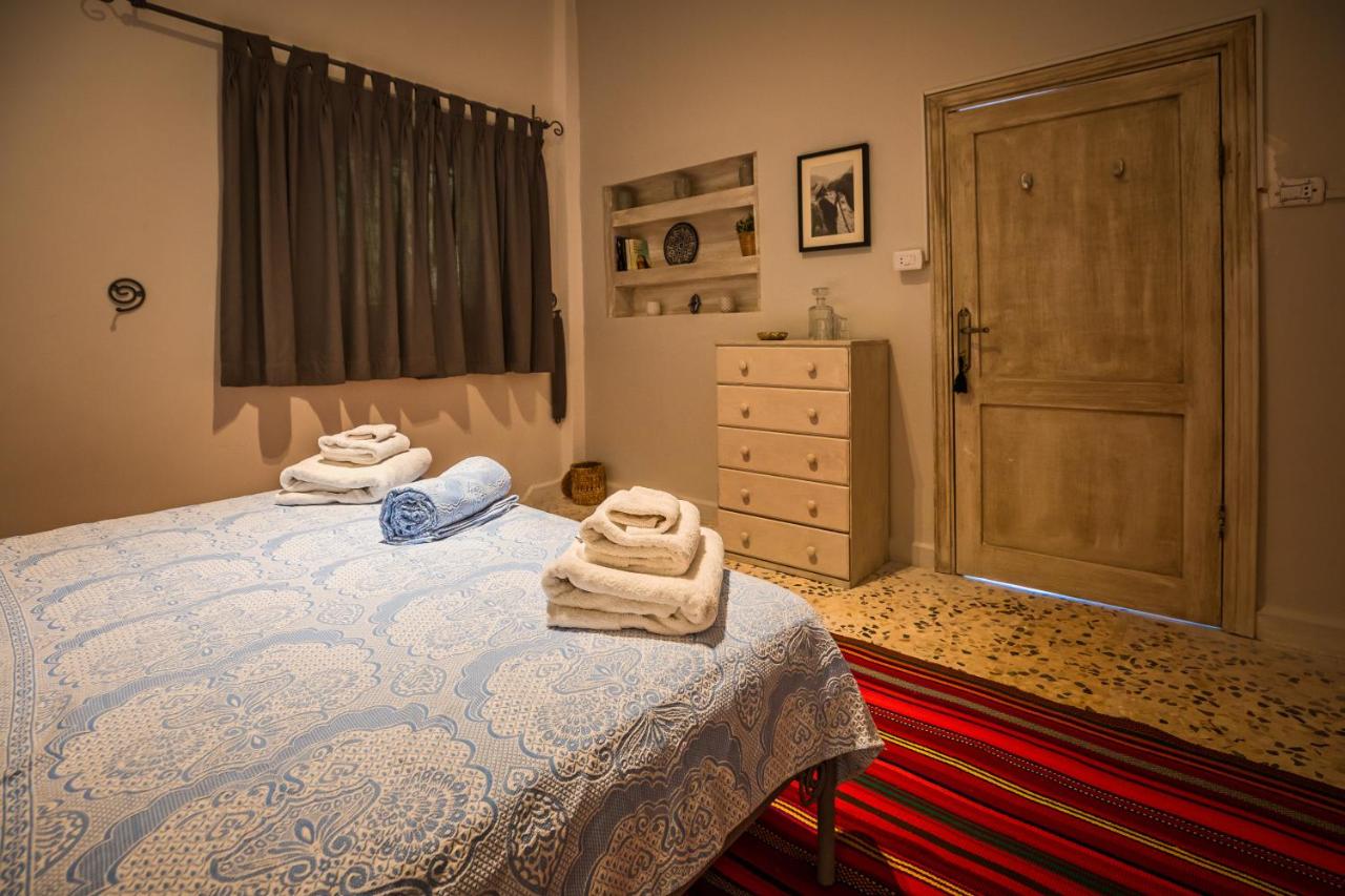 Deluxe Doppelzimmer (2 Erwachsene & 1 Kind)