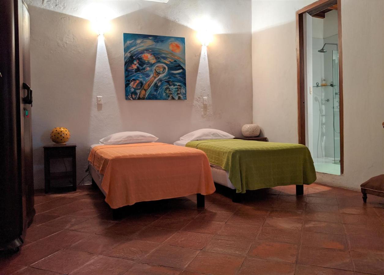Zweibettzimmer mit eigenem Bad