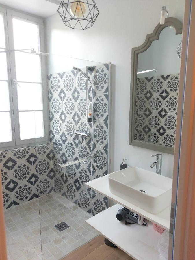 Apartment - Carri