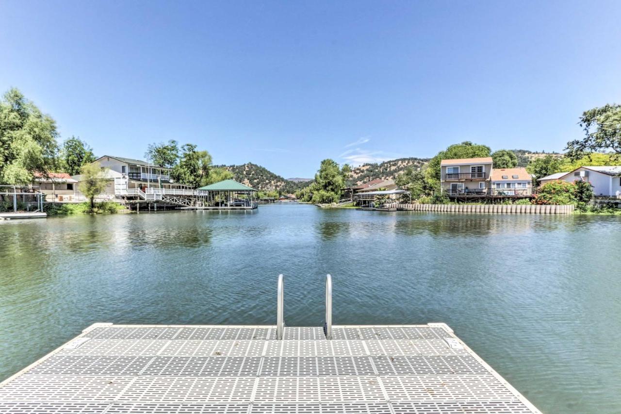 Wine Country Oasis with Waterfront Terrace and Dock! - B&B Clearlake Oaks