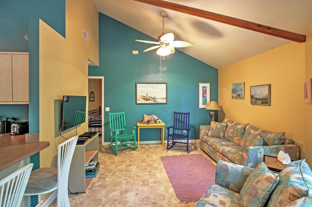 B&B Santa Rosa Beach - Santa Rosa Beach Bungalow 5 Mi to the Gulf Shore! - Bed and Breakfast Santa Rosa Beach