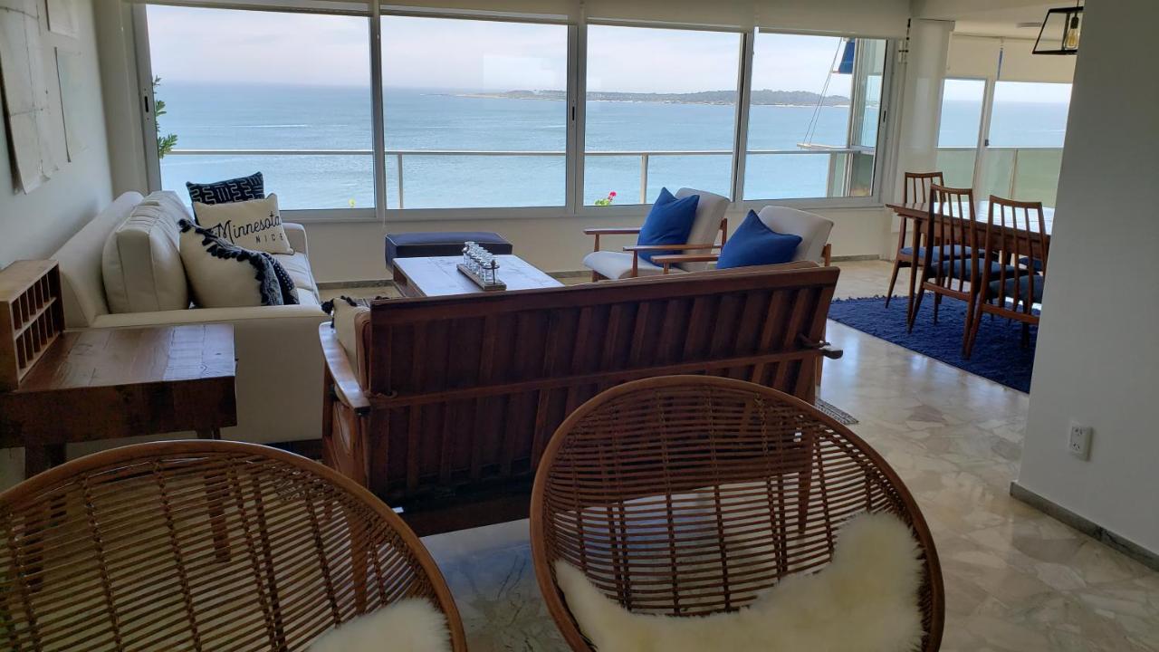 Amazing Oceanfront unit on Mansa Beach - B&B Punta del Este