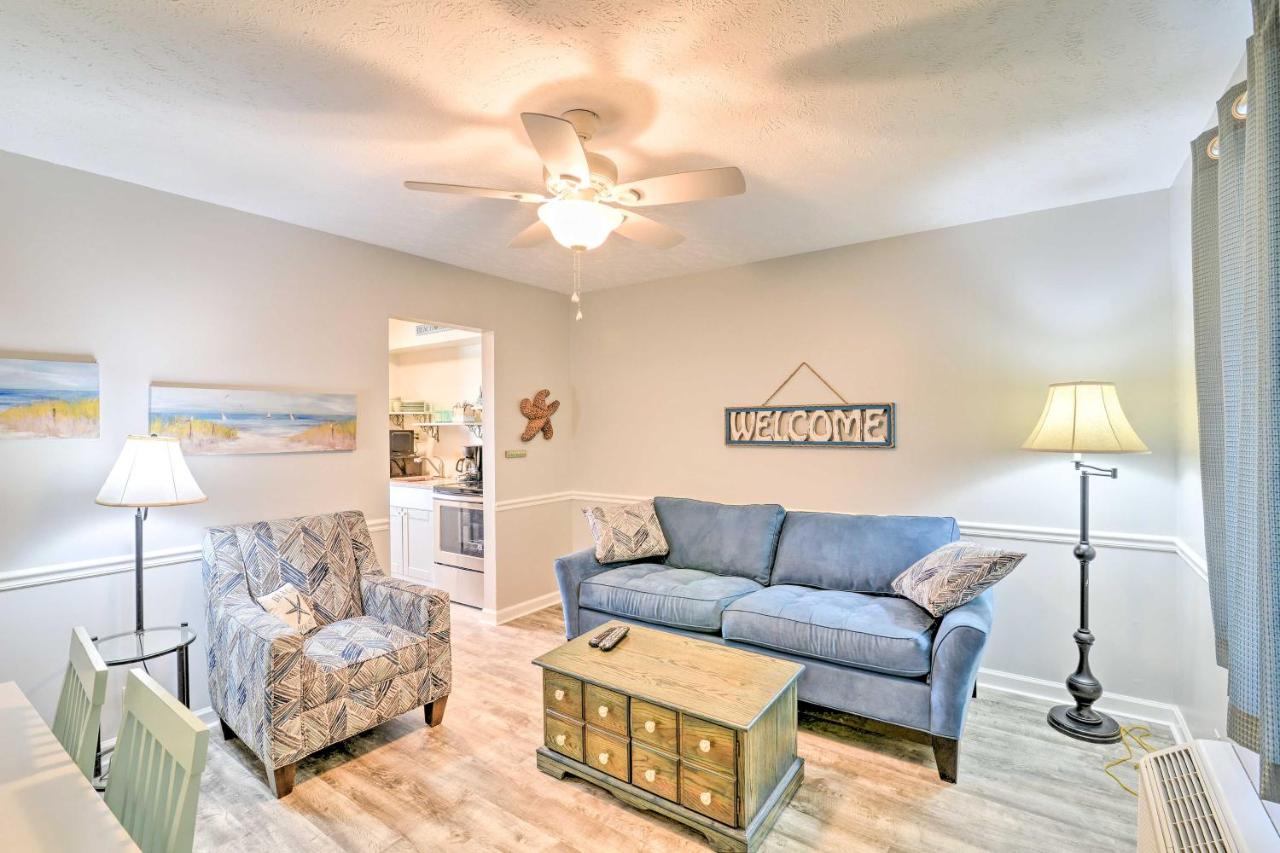 B&B Myrtle Beach - Garden City Condo with Pool Access - Walk to Beach! - Bed and Breakfast Myrtle Beach