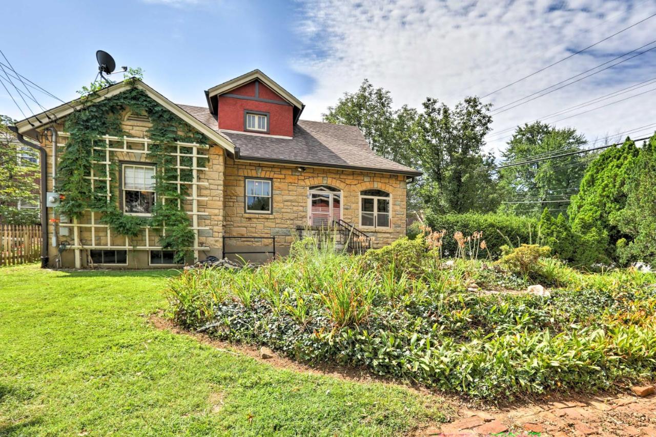 8 Mi to Kentucky Derby Charming Louisville Gem - Bed and Breakfast