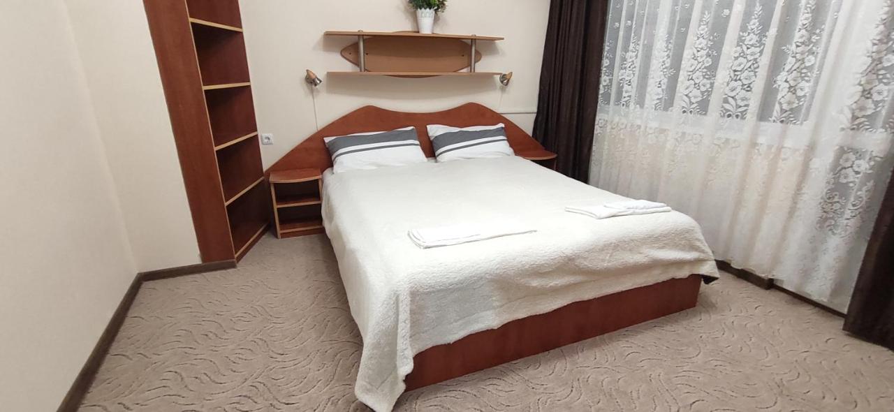 Уютен апартамент в Търговище - 2 спални и кухня - B&B Targovishte