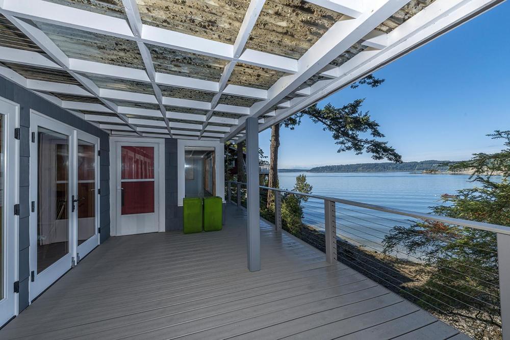 The Nest Gorgeous Waterfront La Conner Getaway! - B&B