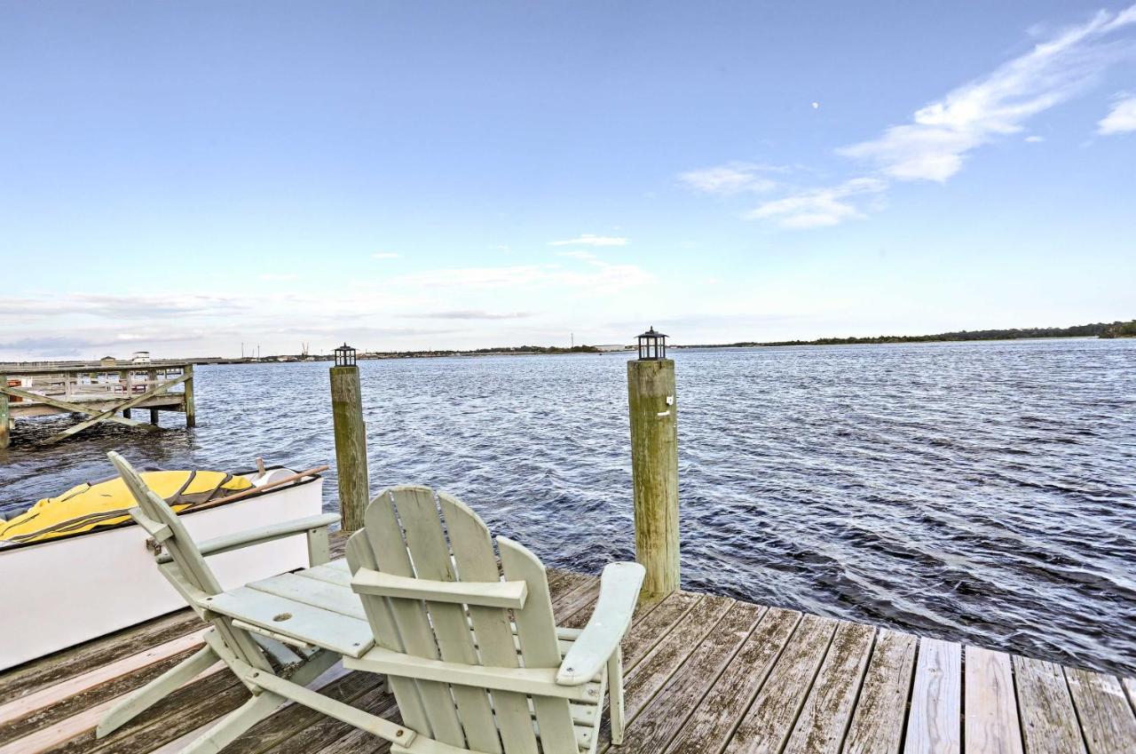 B&B Swansboro - Serenity by the Sea Home with Dock - 6 Mi to Beach! - Bed and Breakfast Swansboro