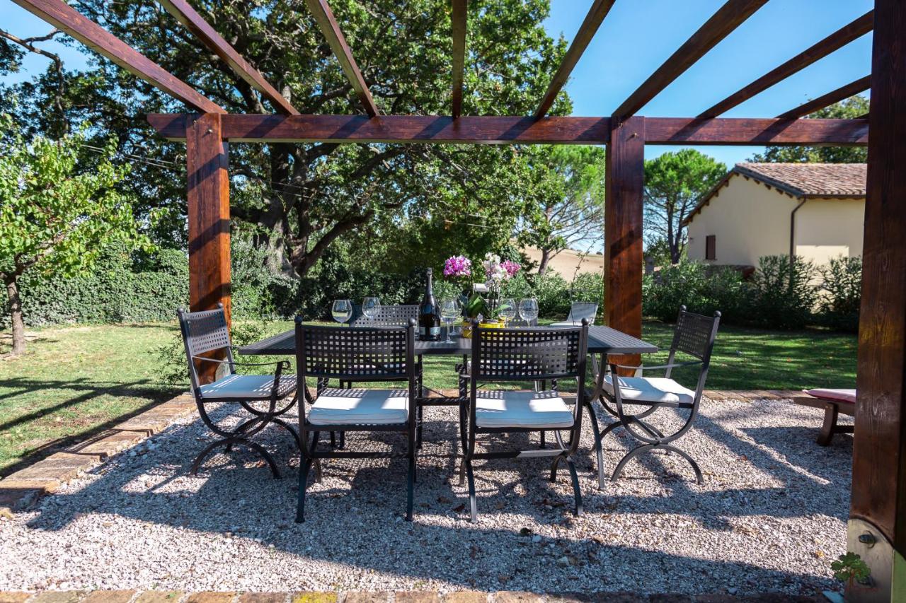 B&B Fossombrone - Ca' le cerque, villa surrounded by the Marche nature - Bed and Breakfast Fossombrone
