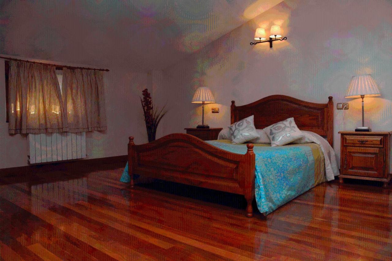 Camera Matrimoniale/Doppia con Letti Singoli 3