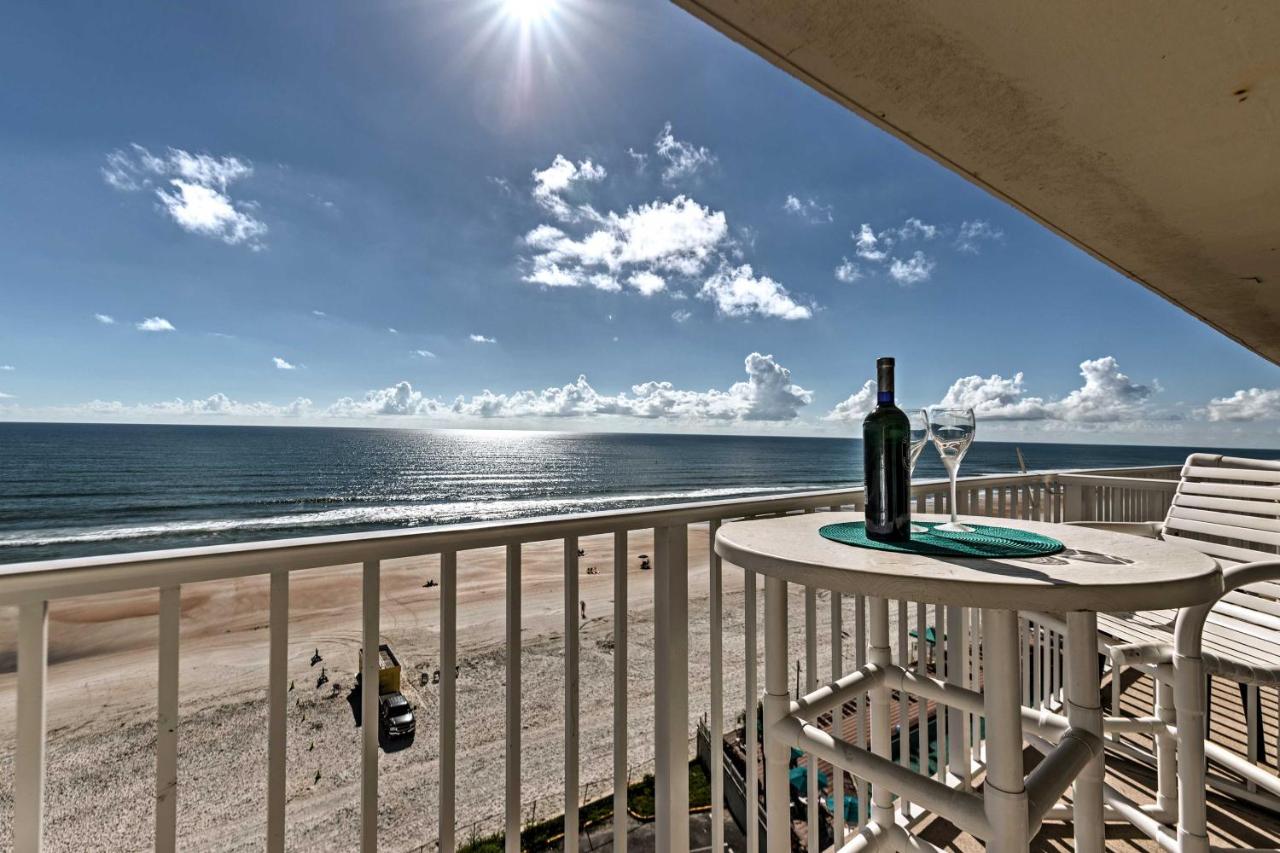 B&B Daytona Beach - Daytona Beach Resort Condo 1 Mi to Ocean Center! - Bed and Breakfast Daytona Beach