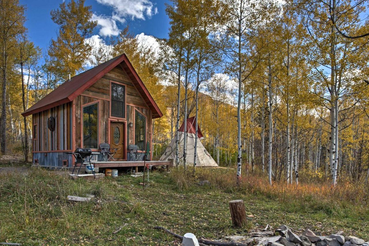 B&B Marble - Colorful Cabin with Teepee, Fire Pits and Mtn Views! - Bed and Breakfast Marble