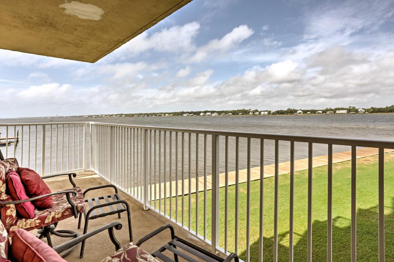 Waterfront Gulf Shores Condo with Patio, Pier and Pool - Ferienwohnung
