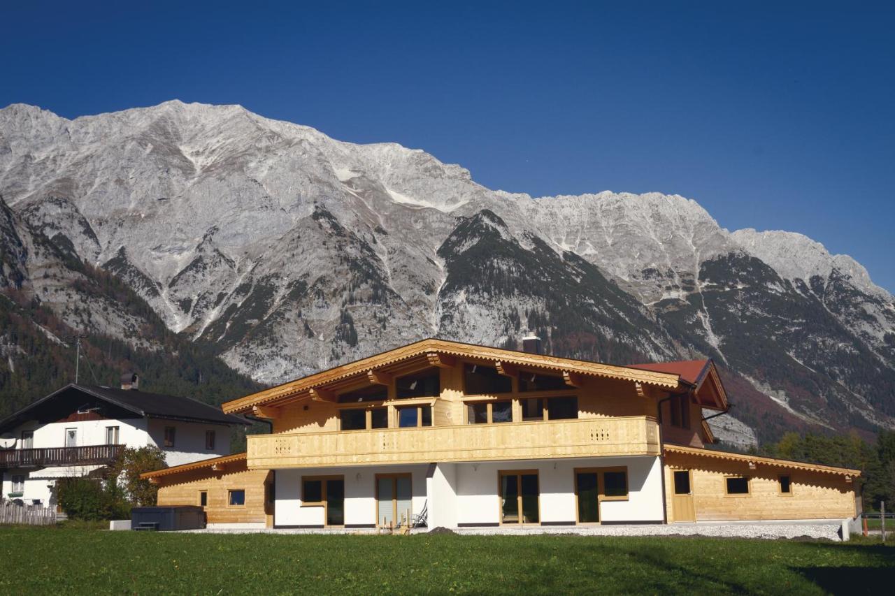 B&B Leutasch - Alpenchalet im Leutaschtal - Bed and Breakfast Leutasch