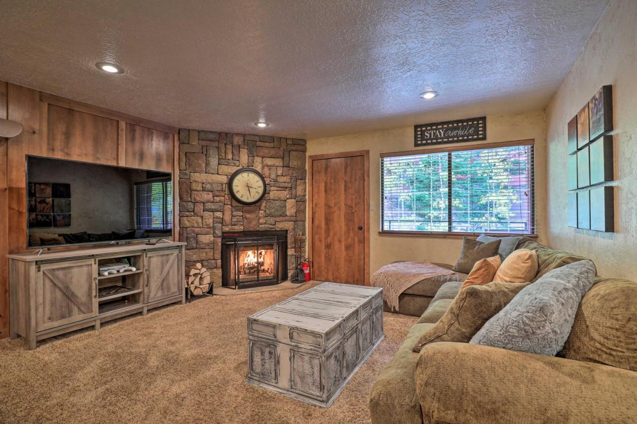 Ski-inandSki-Out Brian Head Condo with Hot Tub Access! - B&B