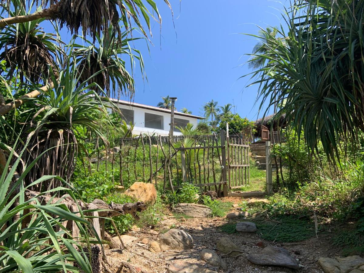 Screwpine Beach Villa - Chambres d’hôtes Hiriketiya