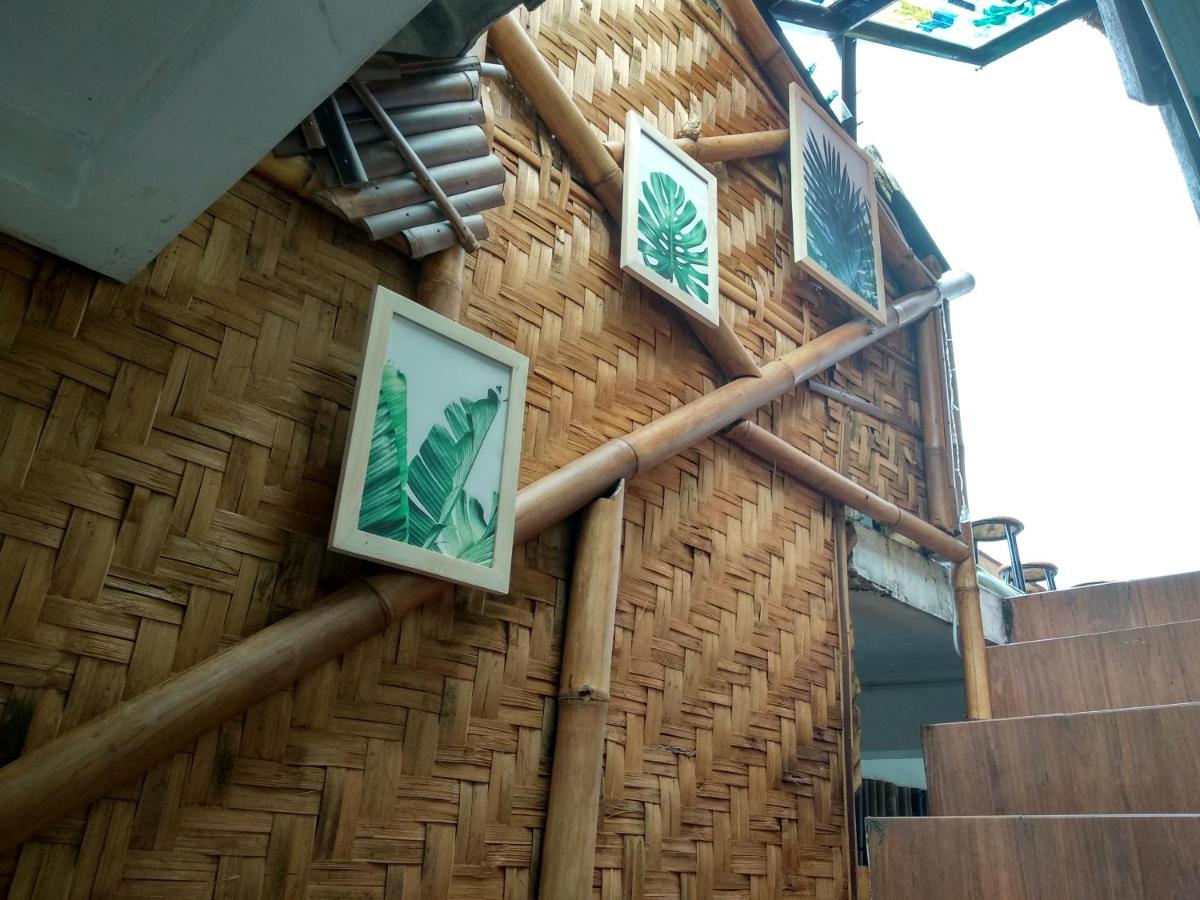 WaitHozz - B&B