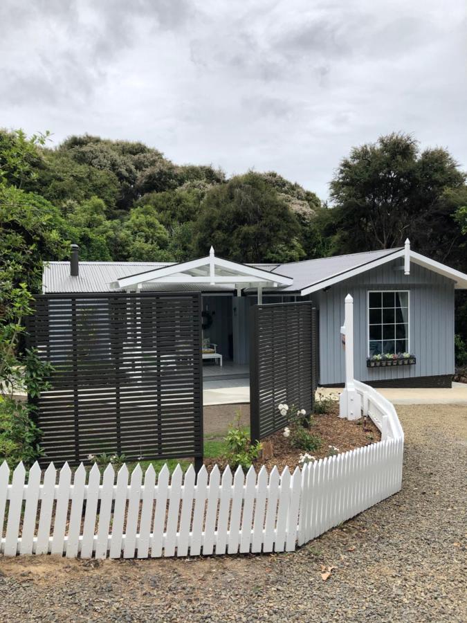 B&B Akaroa - Kānuka Cottage - Tranquil and relaxing - Bed and Breakfast Akaroa