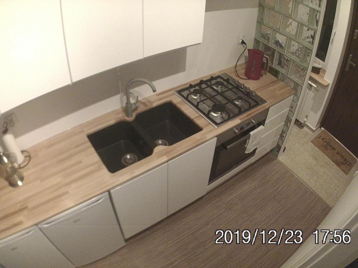 Rent0nline Brwinow Rooms