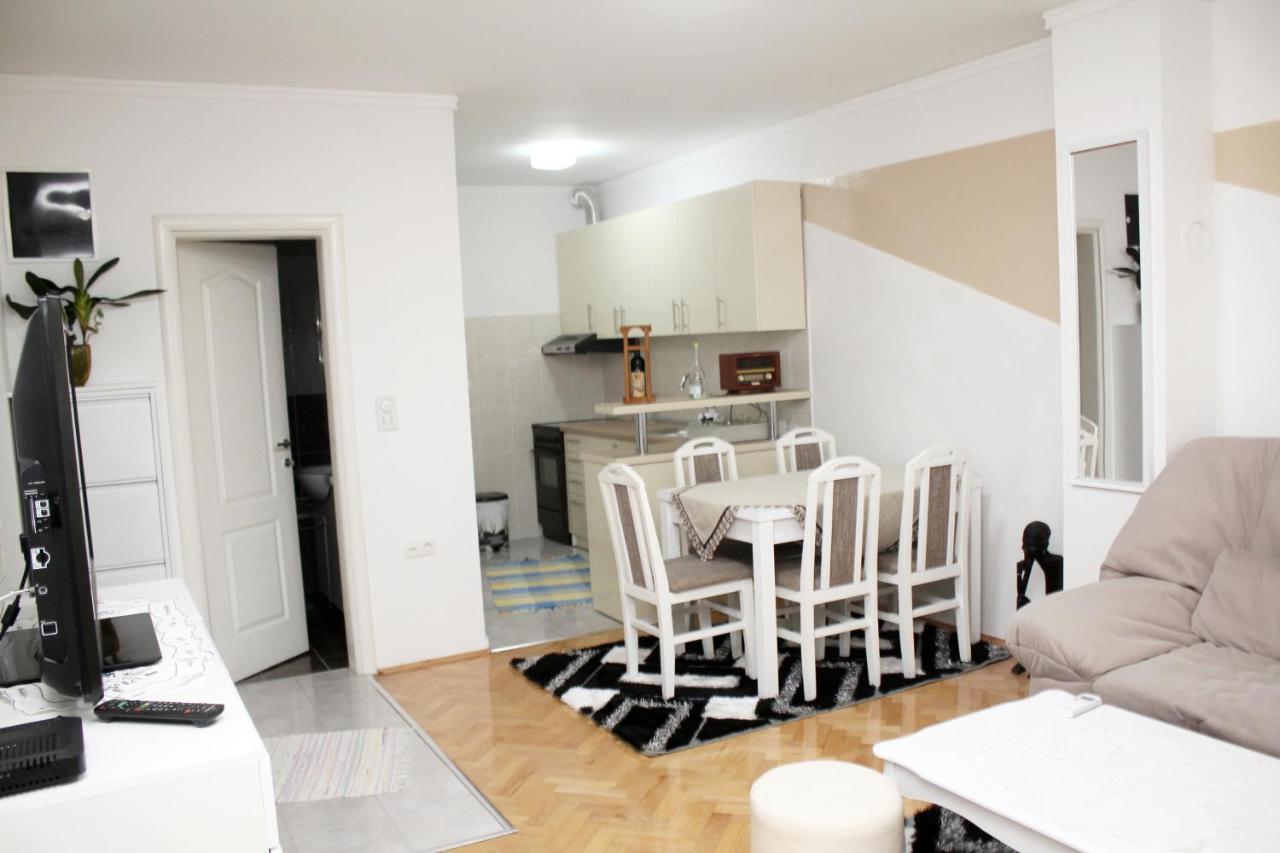 B&B Brčko - Apartman Bulevar 1 - Bed and Breakfast Brčko