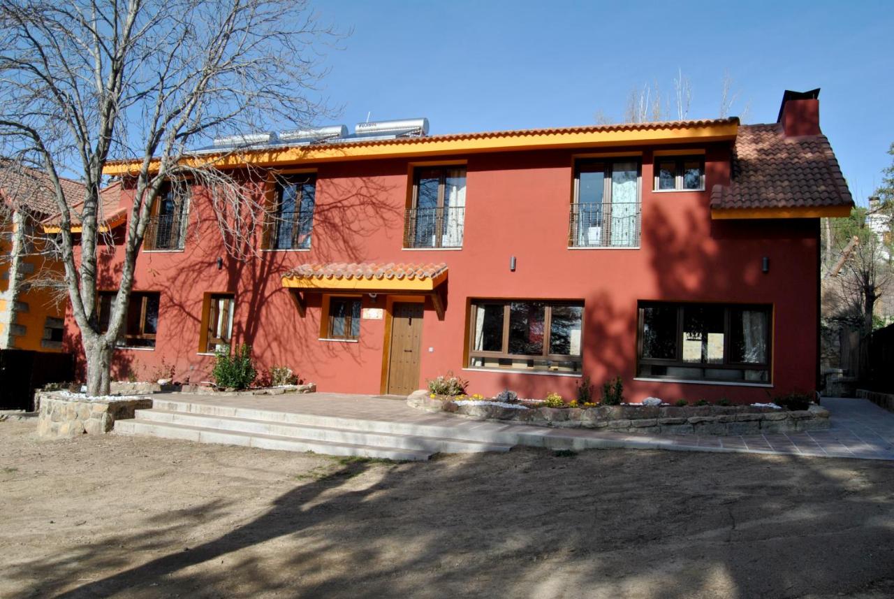 Casa Rural Mansion Alejandra con piscina y jacuzzi - B&B Collado Mediano