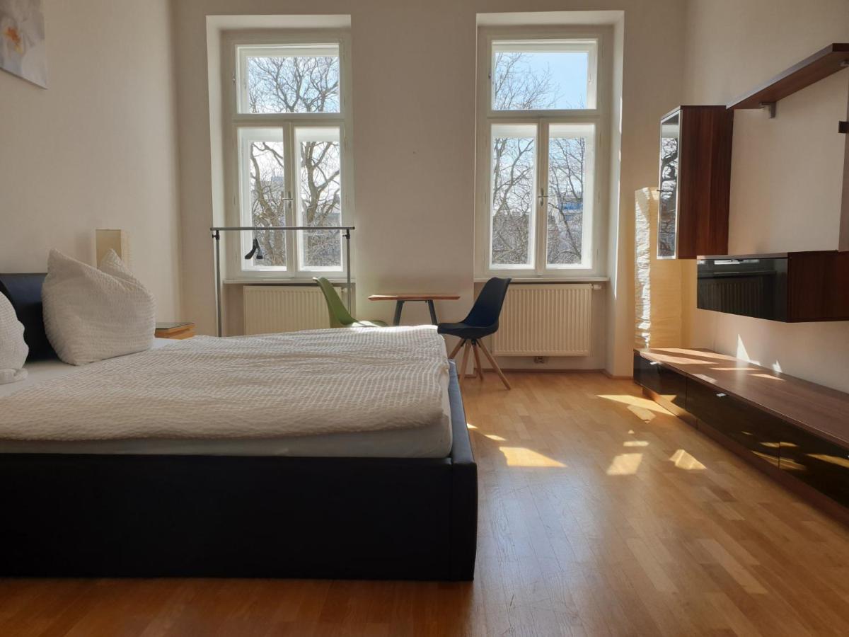 B&B Vienna - Studio Allerheilgenplatz - Bed and Breakfast Vienna