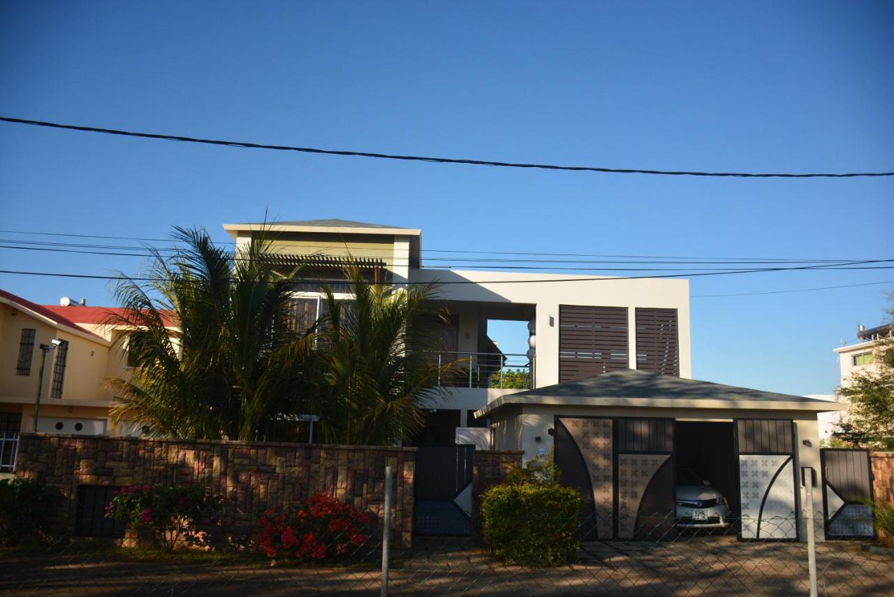 SAHDEV GOHIN VILLA - B&B Albion